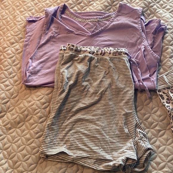 4 piece lounge/ PJ set - Picture 3 of 6